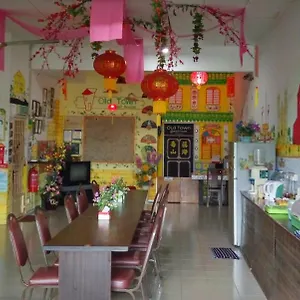 https://old-town-guest-house.hotelsinmalacca.net